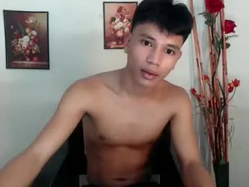 AAASuck – webcam model profile photo Image 16