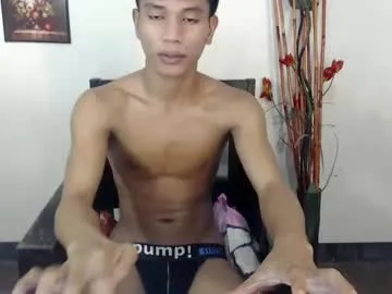 AAASuck – webcam model profile photo Image 9