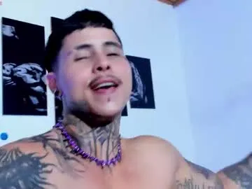 travonidas – webcam model profile photo Image 10