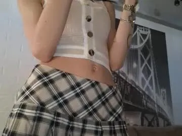 monika_reed1 live broadcast Image 2