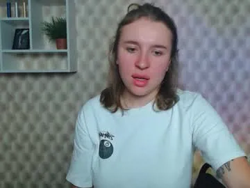 Runarunapi – webcam model profile photo Image 13