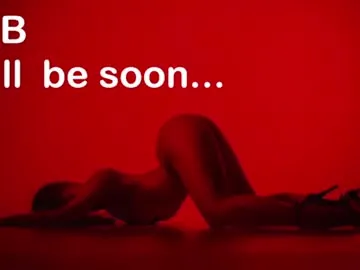 luvlivvyy – webcam model profile photo Image 7