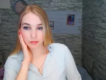 luvlivvyy – webcam model profile photo Image 5