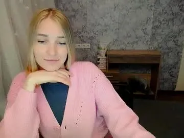 luvlivvyy – webcam model profile photo Image 7