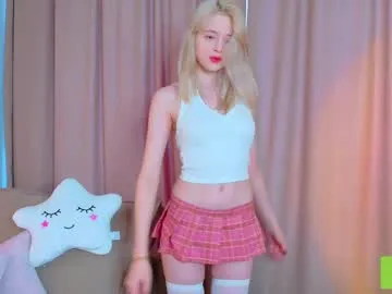 ava_delightt – webcam model profile photo Image 4