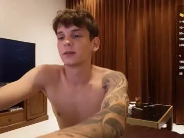 _2strangers – webcam model profile photo Image 16