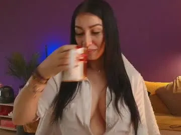 Runarunapi – webcam model profile photo Image 18