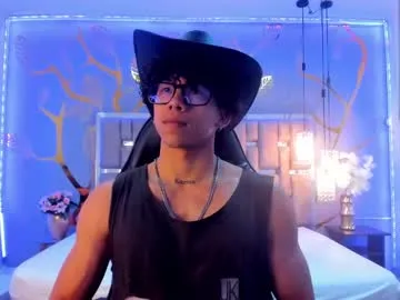 Runarunapi – webcam model profile photo Image 11