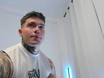 yunghungn21bwc – webcam model profile photo Image 12