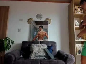 suzuki118 – webcam model profile photo Image 11