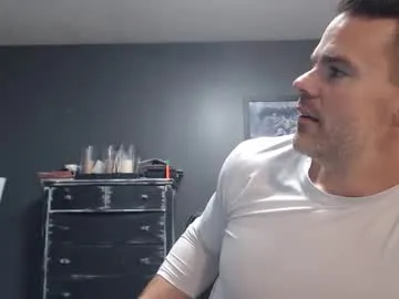 vanandjuani – webcam model profile photo Image 17