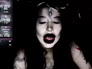 _Alice_1 – webcam model profile photo Image 16