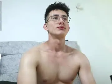 mon1_day – webcam model profile photo Image 13