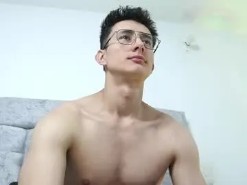 mon1_day – webcam model profile photo Image 2