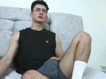 mon1_day – webcam model profile photo Image 5