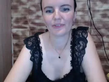 Runarunapi – webcam model profile photo Image 9