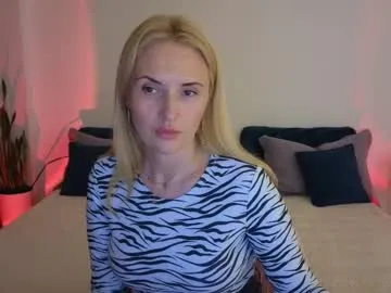 xiaotanbaby – webcam model profile photo Image 2