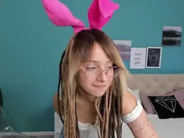 Runarunapi – webcam model profile photo Image 2