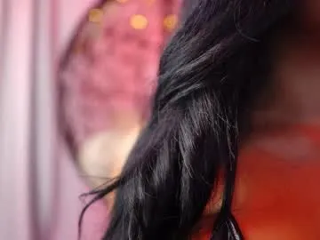 roachan_ – webcam model profile photo Image 19