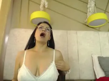 mollyflwers – webcam model profile photo Image 14
