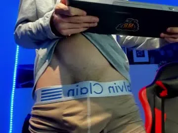 Runarunapi – webcam model profile photo Image 14