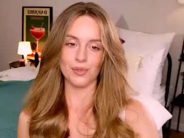 Runarunapi – webcam model profile photo Image 6