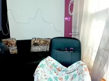 Runarunapi – webcam model profile photo Image 11