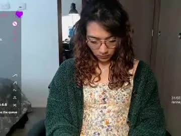 twlilybae – webcam model profile photo Image 15