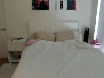 bunnydollstella – webcam model profile photo Image 14