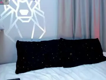 mon1_day – webcam model profile photo Image 2