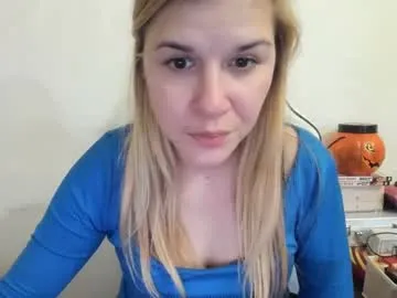 artsyandcraftsy_ live broadcast