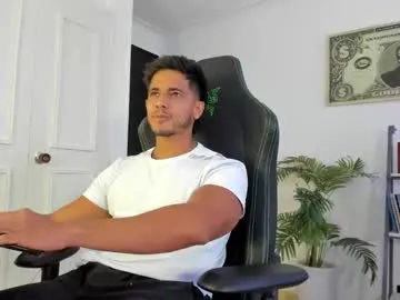 chloewildd – webcam model profile photo Image 8