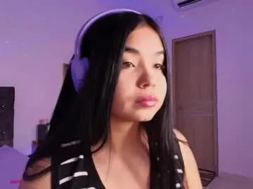 NicoleCut – webcam model profile photo Image 12