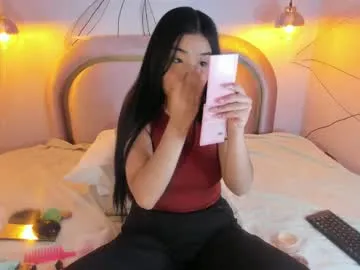 NicoleCut – webcam model profile photo Image 2