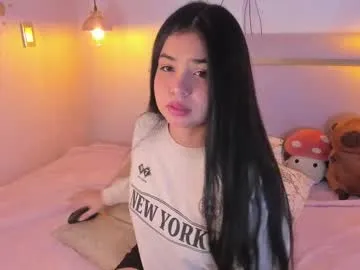 NicoleCut – webcam model profile photo Image 3