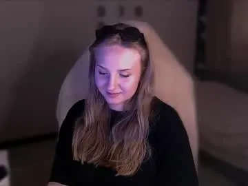 mollyflwers – webcam model profile photo Image 2