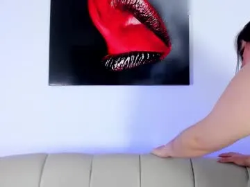 Rinamay_ – webcam model profile photo Image 3