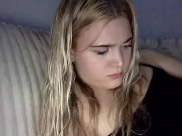 winter11 – webcam model profile photo Image 15