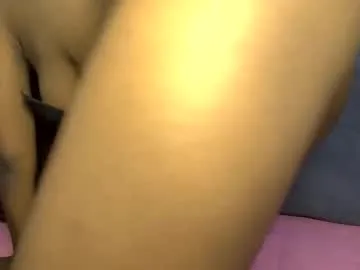 Runarunapi – webcam model profile photo Image 2