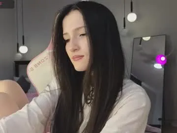 sigmasian – webcam model profile photo Image 5