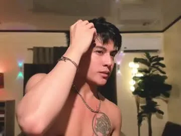 Runarunapi – webcam model profile photo Image 5