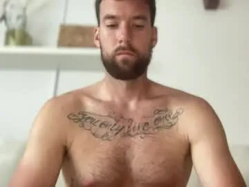 Yaya--728 – webcam model profile photo Image 2