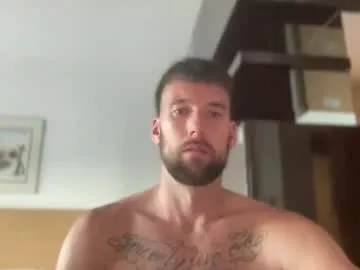 Yaya--728 – webcam model profile photo Image 3