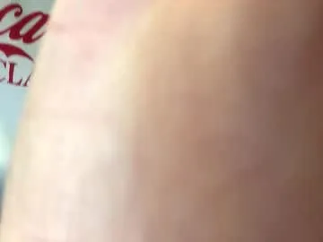 Yaya--728 – webcam model profile photo Image 8