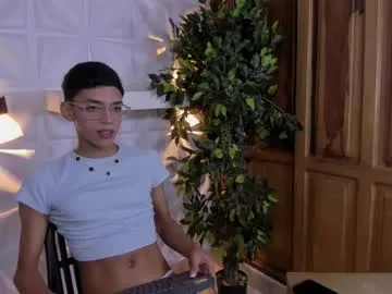 Ray175oo – webcam model profile photo Image 8