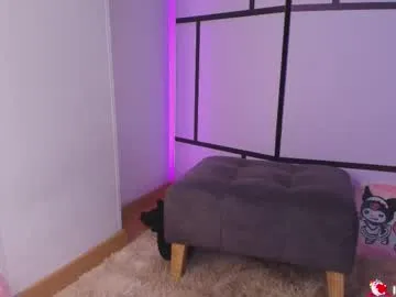 Runarunapi – webcam model profile photo Image 9