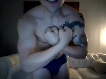 Runarunapi – webcam model profile photo Image 5