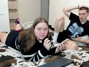 Runarunapi – webcam model profile photo Image 3