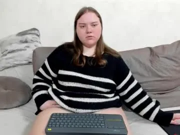 Runarunapi – webcam model profile photo Image 9