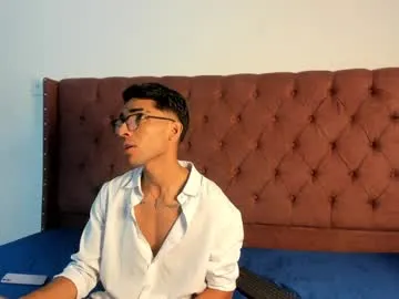 Benson18y – webcam model profile photo Image 18